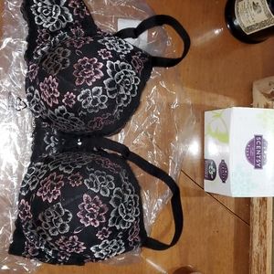 Torrid 44B Bra